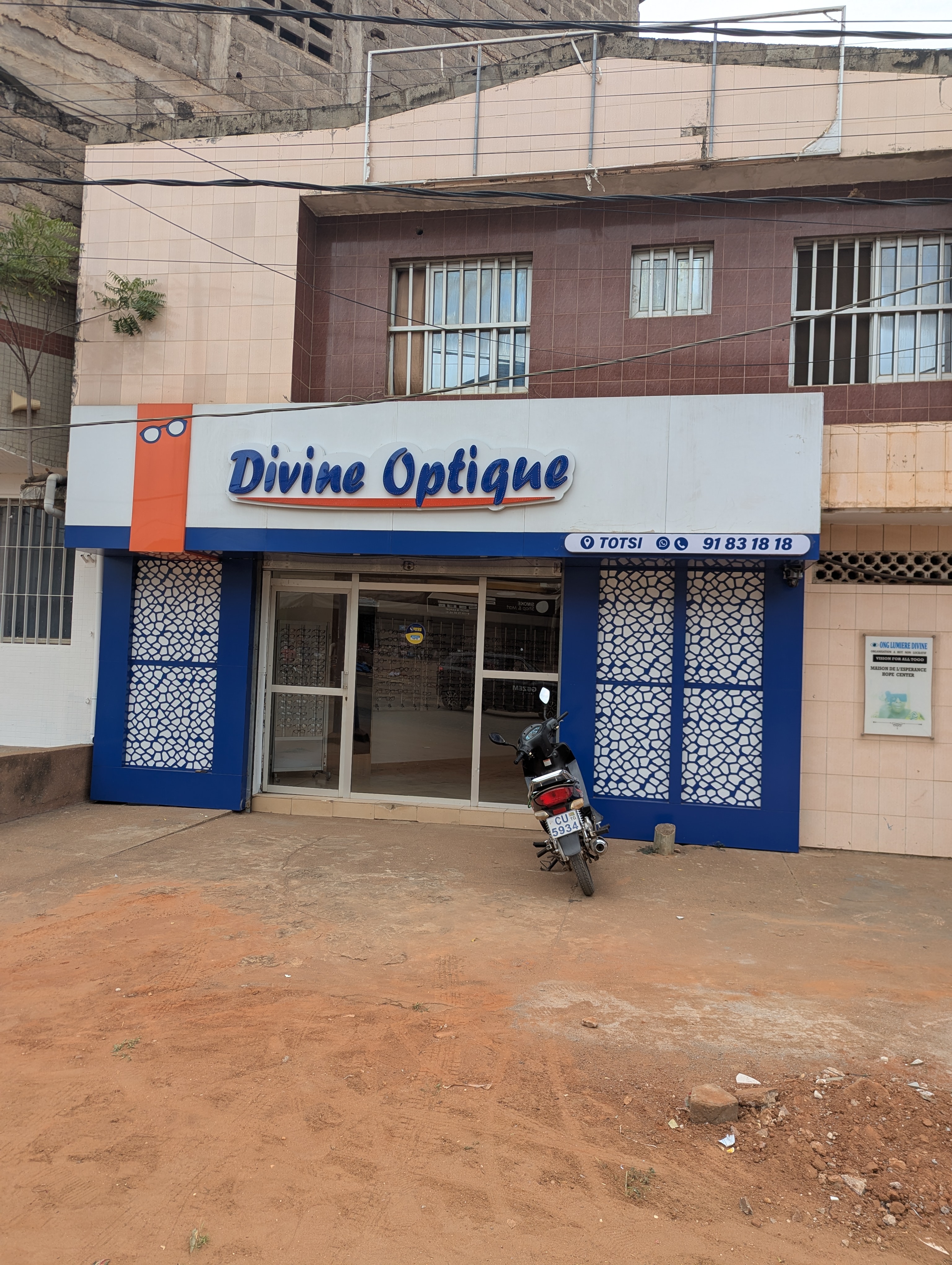 Divine Optique